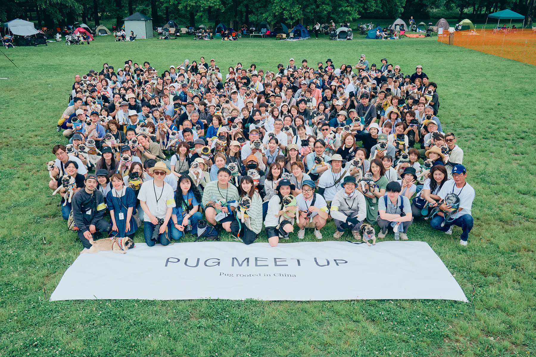 集合写真撮影(Pug)